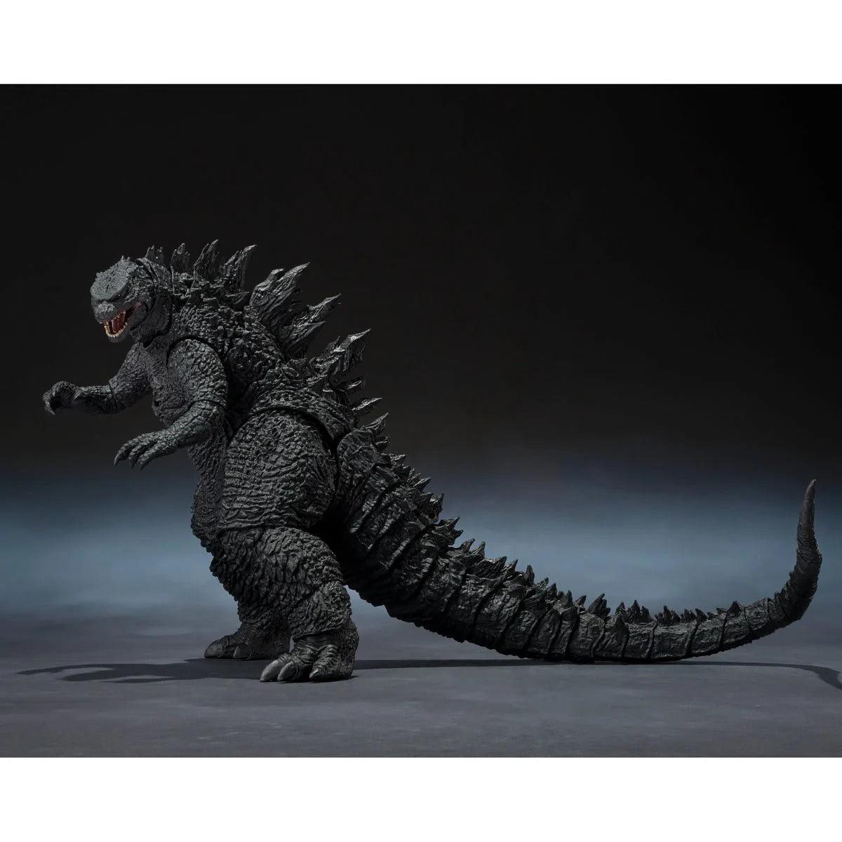 Godzilla 2014 Movie Graphic Plus S.H.MonsterArts Action Figure
