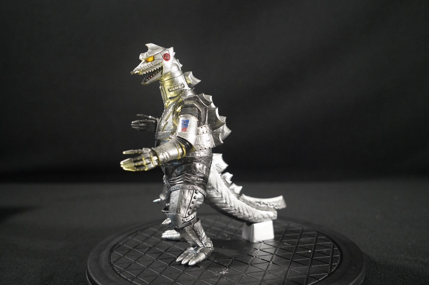 Mechagodzilla 1975 Terror of Mechagodzilla Monster Stampede Ichibansho Statue